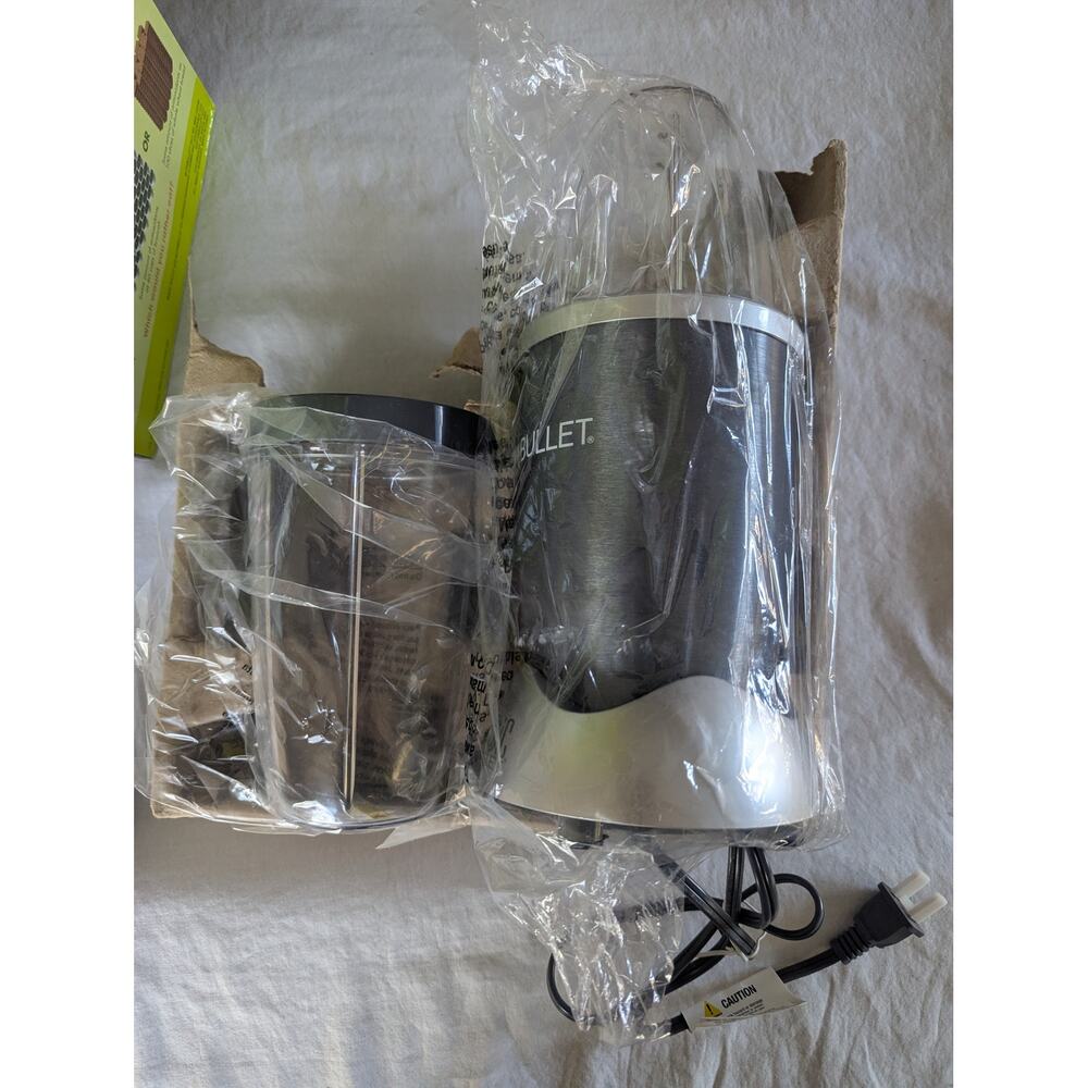 Nutribullet Original Magic Bullet Blender 600W Silver Stainless Steel Blades - Picture 3 of 16